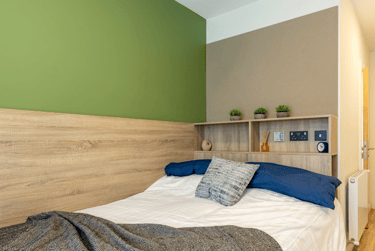 Premium En Suite - Image 2